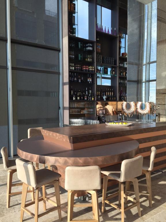 Estelar Cartagena De Indias Hotel Y Centro De Convenciones Buitenkant foto The bar at the 360° Lounge