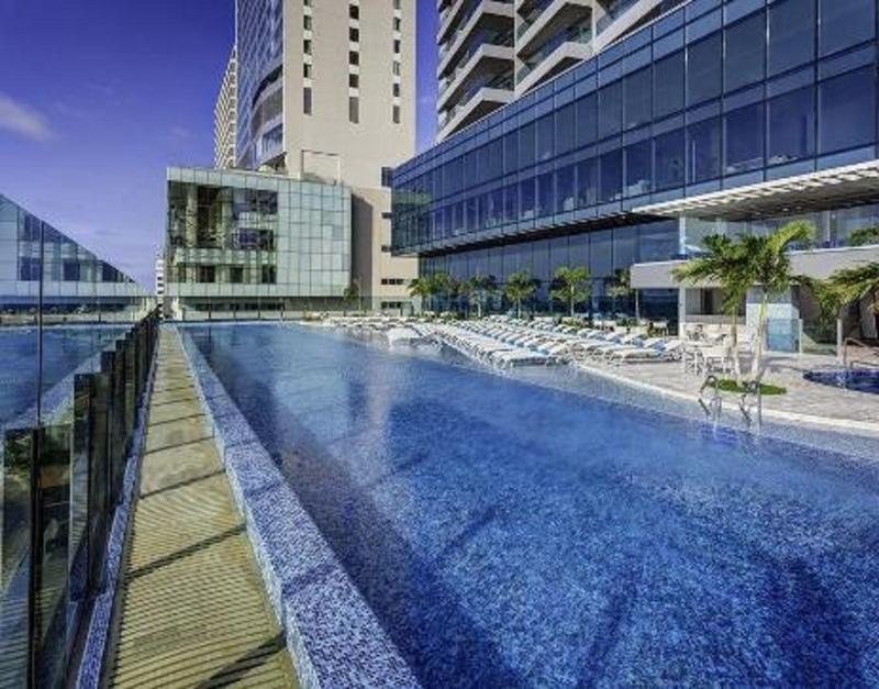 Estelar Cartagena De Indias Hotel Y Centro De Convenciones Buitenkant foto The swimming pool at the hotel